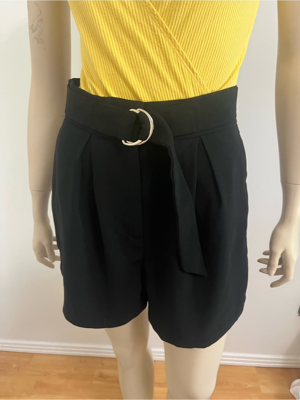 H&M Black High-Waist Belted Women’s Shorts